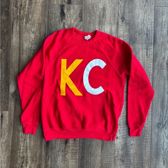 KC Crewneck Sweatshirt Red Gold Women's Size Small - Picture 1 of 4
